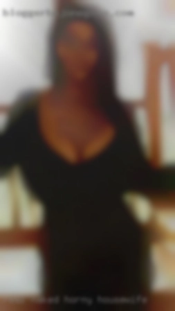 real naked horny housewife